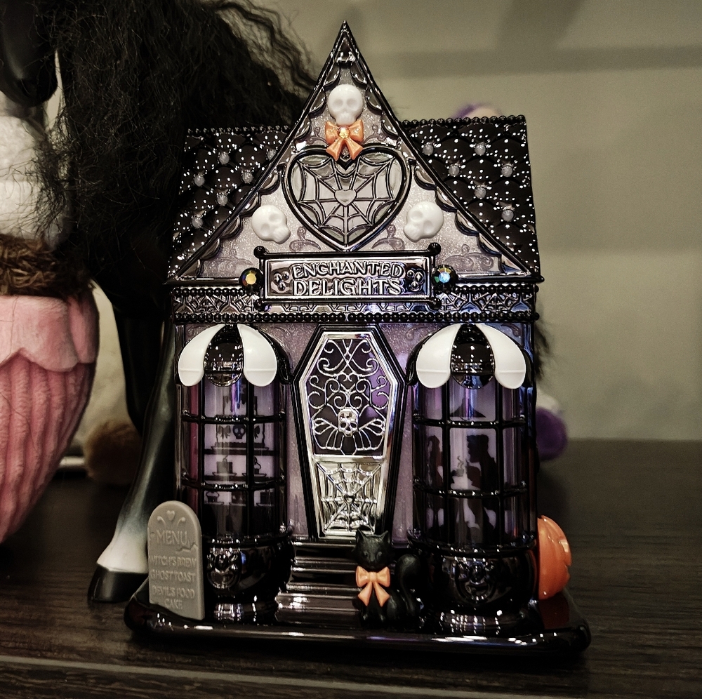 New Bath & Body Works Halloween Enchanted Delights Wallflower Plug In Projector